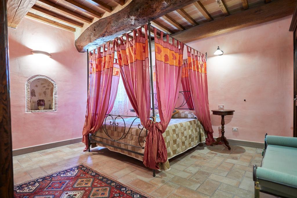 Agriturismo Il Molino Antico - 5 Girasoli Spoleto Luaran gambar