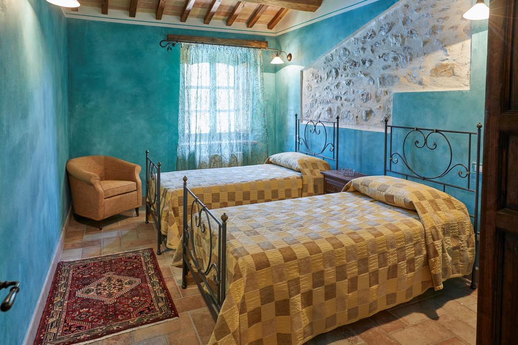 Agriturismo Il Molino Antico - 5 Girasoli Spoleto Luaran gambar